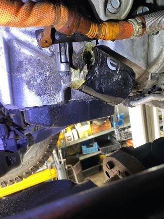 Jeep Wrangler Sahara Plug in Hybrid Soft Top picture 19