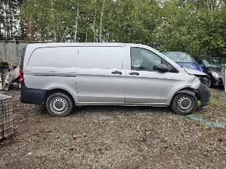 Mercedes  VITO 114 CDI LANG picture 3