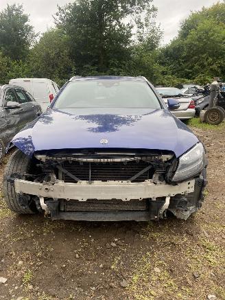 Salvage car Mercedes C-klasse C 220 D COMBI 2017/11