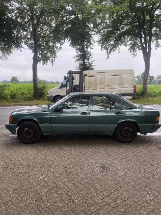 Salvage car Mercedes 190-serie 190 E 1.8 1992/1
