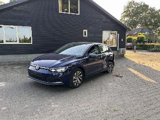 skadebil auto Volkswagen Golf 8 HYBRIDE PLUG IN DSG NAVI CLIMA VIRT DASH CAMERA B.J 12-2023 2023/12