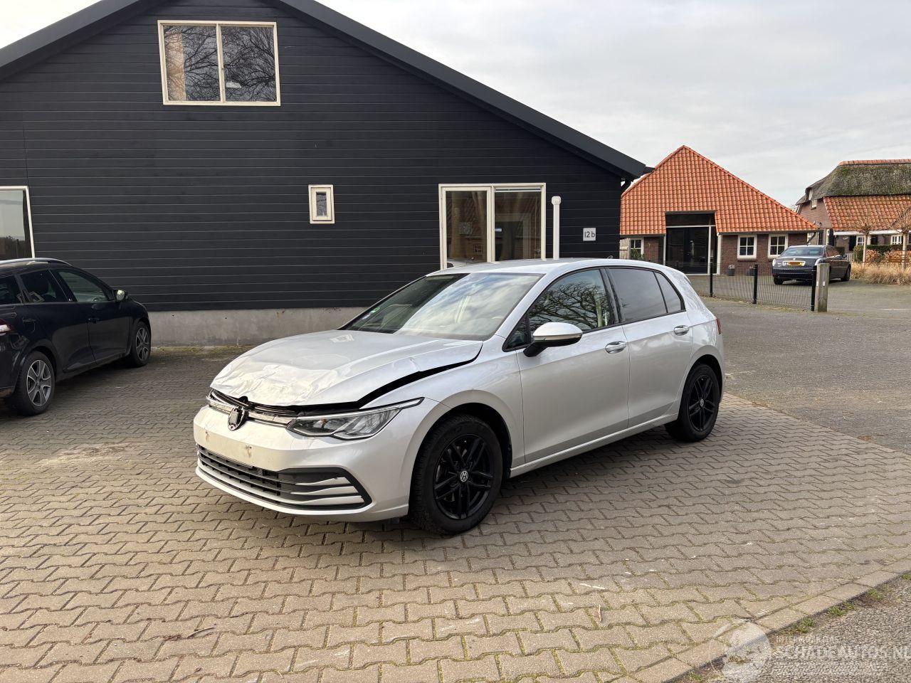 Volkswagen Golf 8 EDITION TSI 110 PK CLIMA CRUISE LED B.J 05-2022