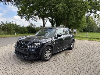 Damaged car Mini Countryman HYBRIDE PLUG IN SE 4AWD AUTOMAAT NAVI CLIMA LEER LED PDC B.J 2019 2019/2