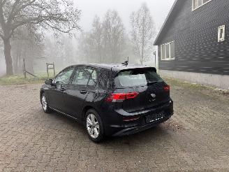 Volkswagen Golf 8 TSI NAVI CLIMA CAMERA LED CRUISE B.J 05-2022 picture 4