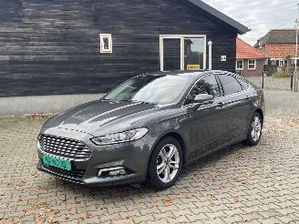 krockskadad bil auto Ford Mondeo 1.5 AUTOMAAT NAVI CLIMA LED TREKHAAK B.J 2018 MOTORSCHADE MOTOR LOOPT 2018/10
