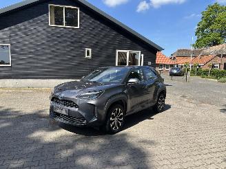 Schadeauto Toyota Yaris Cross HYBRIDE 1.5 AUTOMAAT NAVI CLIMA CAMERA PDC B.J 06-2023 2023/6