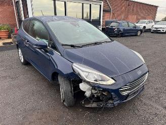 Ford Fiesta  picture 3