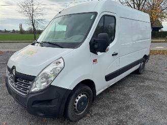 uszkodzony samochody osobowe Renault Master  2018/1