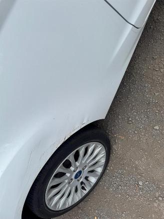 Ford Fiesta TITANIUM picture 18