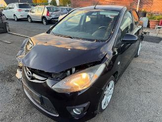 krockskadad bil auto Mazda 2  2009/1