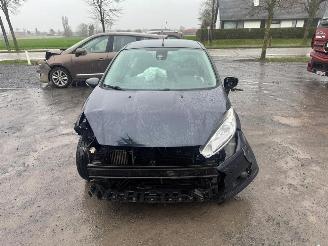 damaged passenger cars Ford Fiesta TITANIUM ECONETIC 2013/11