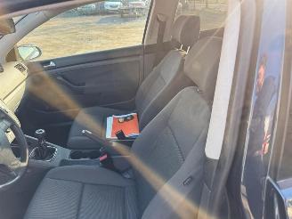 Volkswagen Golf  picture 18