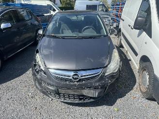 Vaurioauto  passenger cars Opel Corsa  2012/7