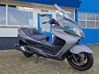 Suzuki  AN 400 BURGMAN picture 3