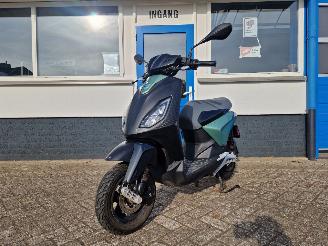 Piaggio  ONE + picture 9