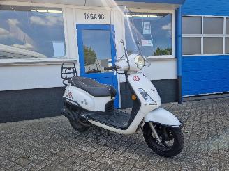 damaged scooters Sym  FIDDLE II 2012/11