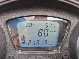 Piaggio X10 X10 500CC MOTOR SCOOTER picture 9