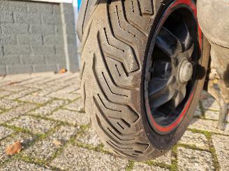 Piaggio  ZIP EURO 4 BROM 45KM picture 11