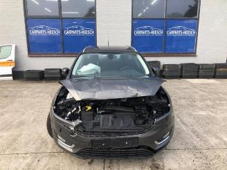 demontáž osobní automobily Ford Focus Focus 3 Wagon, Combi, 2010 / 2020 1.0 Ti-VCT EcoBoost 12V 125 2015/2