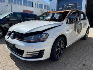 Uttjänta bilar auto Volkswagen Golf Golf VII (AUA), Hatchback, 2012 / 2021 2.0 GTI 16V Performance Package 2016/0