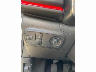 Citroën C3 C3 (SX/SW), Hatchback, 2016 1.2 12V e-THP PureTech 110 picture 15