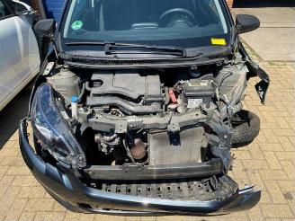 Peugeot 108 108, Hatchback, 2014 1.0 12V picture 8