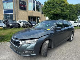 Uttjänta bilar auto Skoda Octavia Octavia Combi (NXAC), Combi 5-drs, 2019 1.0 TSI 12V 2021