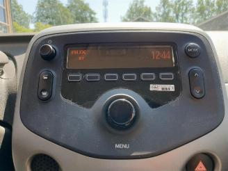 Peugeot 108 108, Hatchback, 2014 1.0 12V picture 13