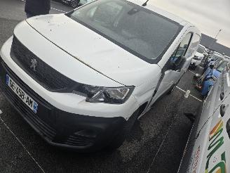 Coche accidentado Peugeot Partner  2022/1