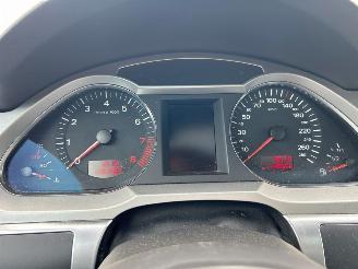 Audi A6 3.2 V6 24V FSI Quattro Sedan 4Dr Benzine 3.123cc 188kW (256pk) 4x4 2004-05/2008-10 (4F2) AUK picture 13