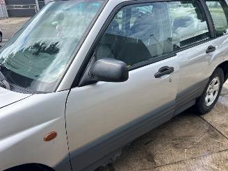 Subaru Forester 2.0 16V X SUV  Benzine 1.994cc 92kW (125pk) 4x4 1998-06/2002-06 (SF5) EJ202 picture 23