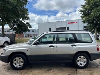 Subaru Forester 2.0 16V X SUV  Benzine 1.994cc 92kW (125pk) 4x4 1998-06/2002-06 (SF5) EJ202 picture 82