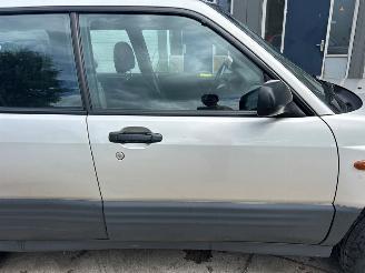 Subaru Forester 2.0 16V X SUV  Benzine 1.994cc 92kW (125pk) 4x4 1998-06/2002-06 (SF5) EJ202 picture 25