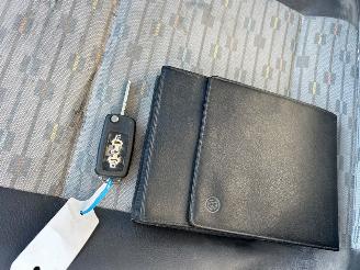 Volkswagen Caddy 1.6 TDI 16V Bestel  Diesel 1.598cc 55kW (75pk) FWD 2010-08/2015-05 (2C) CAYE picture 16