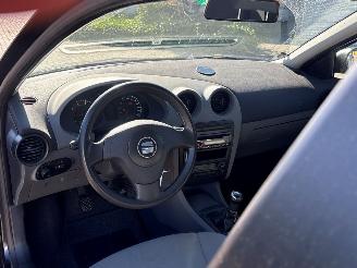 Seat Ibiza 1.4 16V 75 Hatchback  Benzine 1.390cc 55kW (75pk) FWD 2002-02/2008-05 (6L1) BBY picture 13