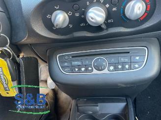 Renault Twingo Twingo II (CN), Hatchback 3-drs, 2007 / 2014 1.5 dCi 90 FAP picture 15