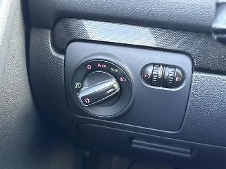 Volkswagen Golf 1.4 TSI 122 16V Hatchback  Benzine 1.390cc 90kW (122pk) FWD 2008-10/2012-11  CAXA picture 27