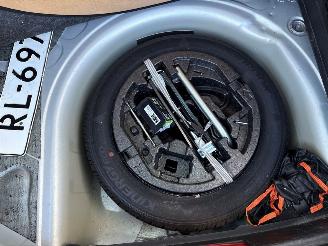 Skoda Rapid 1.0 TSI 12V Liftback  Benzine 999cc 70kW (95pk) FWD 2017-06/2019-12  CHZB; DKLD picture 24