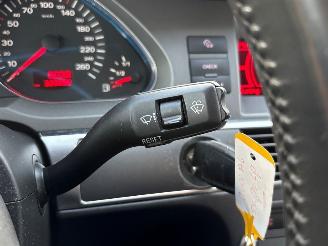 Audi A6 2.4 V6 24V Sedan 4Dr Benzine 2.393cc 130kW (177pk) FWD 2004-05/2008-10 (4F2) BDW picture 16