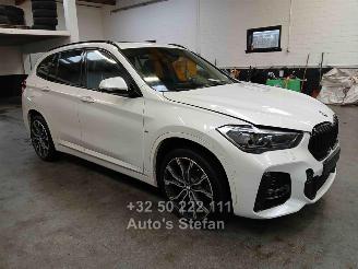 krockskadad bil auto BMW X1 XDRIVE25E 2021/2