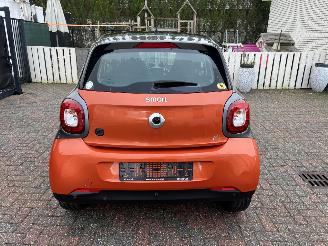 Unfallwagen Smart Forfour ELEKTRO  PANORAMA - LEDER - NAVI 2019/7