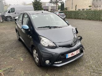 Toyota Aygo 1.0 airco picture 3
