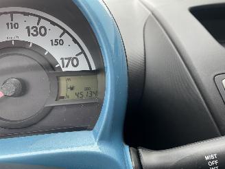 Toyota Aygo 1.0 airco picture 13