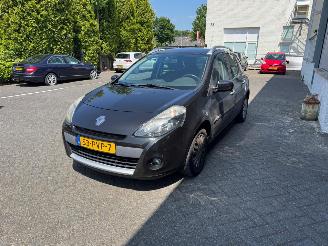 krockskadad bil auto Renault Clio 1.2Tce Collection Rijdbaar 103PK!! 2011/4