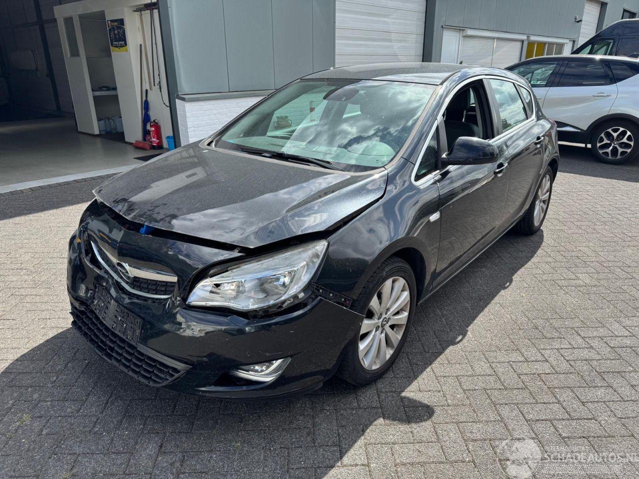 Opel Astra 1.4 Turbo Anniversary Edition 120PK!
