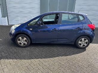 Kia Venga 1.4 CVVT X-tra picture 2