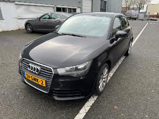 skadebil auto Audi A1 1.2 TFSI Connect 2011/10