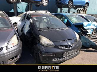 Toyota Aygo Aygo (B10), Hatchback, 2005 / 2014 1.0 12V VVT-i picture 2