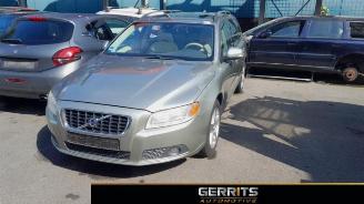 demontáž osobní automobily Volvo V-70 V70 (BW), Combi, 2007 / 2016 2.4 D 20V 2008/4