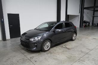 Vaurioauto  passenger cars Kia Rio SEDAN 2018/5
